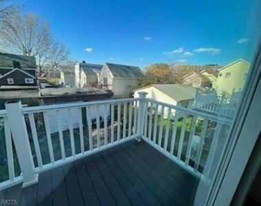 73 Greenville Ave - Photo Thumbnail 3