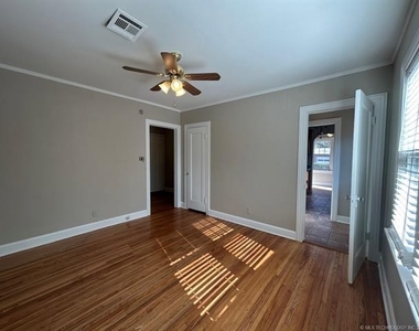 1212 S Allegheny Avenue - Photo Thumbnail 13