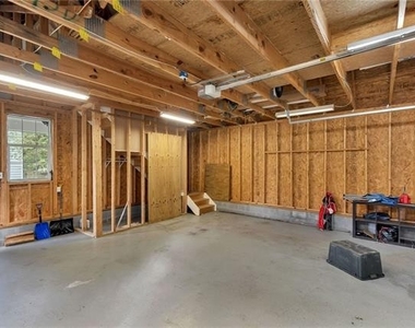 4703 Park Avenue - Photo Thumbnail 26