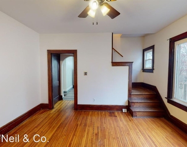 245-247 Crestview Road - Photo Thumbnail 5