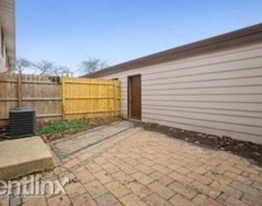 5500 Carmel Dr - Photo Thumbnail 10