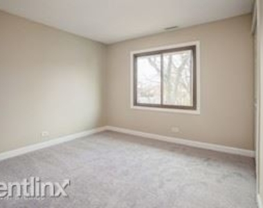 5500 Carmel Dr - Photo Thumbnail 7