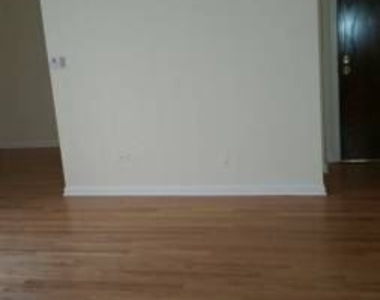 5820 N Sheridan Rd - Photo Thumbnail 5