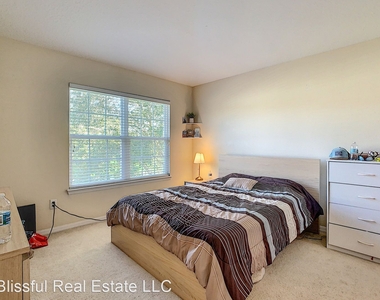 2210 San Jacinto Circle - Photo Thumbnail 17