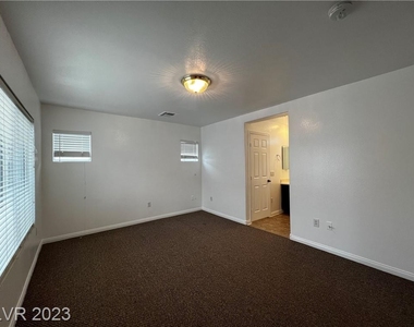 8218 Golden Flowers Street - Photo Thumbnail 25