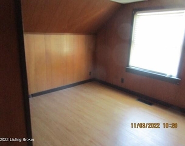 919 Parkway Dr - Photo Thumbnail 10