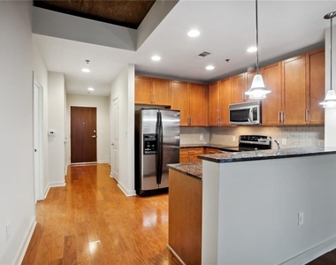 855 Peachtree Street Ne - Photo Thumbnail 4