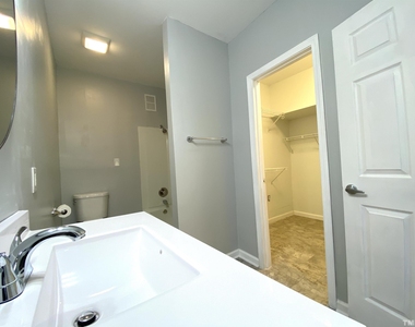 101 W Hickory - Photo Thumbnail 24