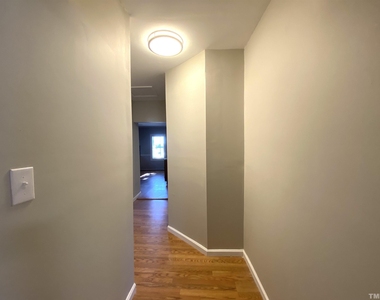 101 W Hickory - Photo Thumbnail 10