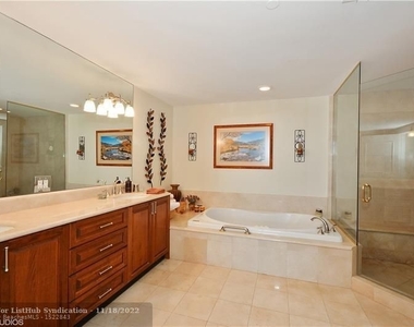 2100 N Ocean Blvd - Photo Thumbnail 17