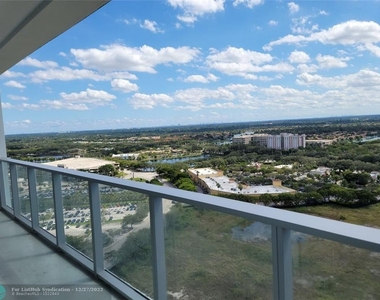 2000 Metropica Way - Photo Thumbnail 34