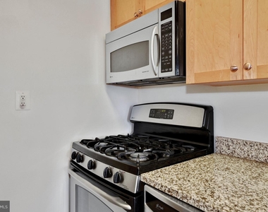 2725 39th St Nw #201 - Photo Thumbnail 19