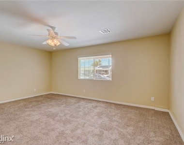 5513 R Deodar Drive - Photo Thumbnail 17