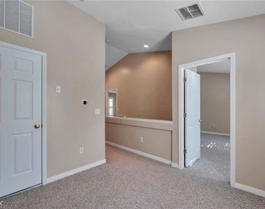 2904 R Bear Oak Drive - Photo Thumbnail 10