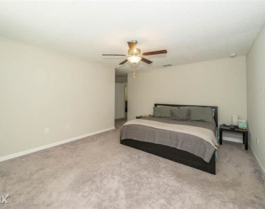 10209 R White Linen Ave - Photo Thumbnail 17