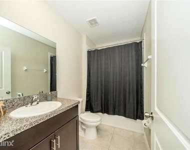 10209 R White Linen Ave - Photo Thumbnail 22