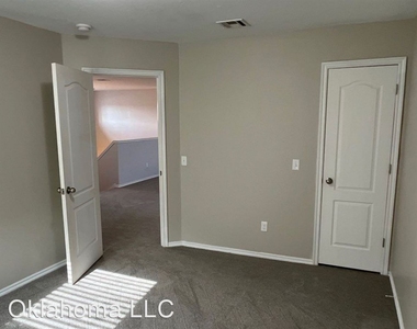 2932 Thompson Farms Ln - Photo Thumbnail 25