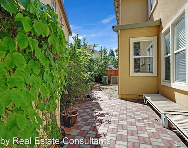 5281 Arrezzo Street - Photo Thumbnail 24