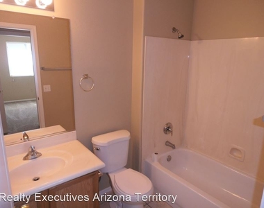 473 E Cactus Mountain Dr - Photo Thumbnail 11