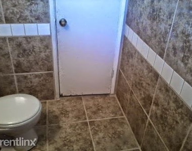 2138 E Turney Ave Apt B - Photo Thumbnail 19