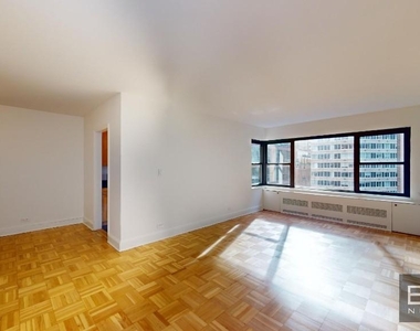 412 East 55th Street - Photo Thumbnail 0