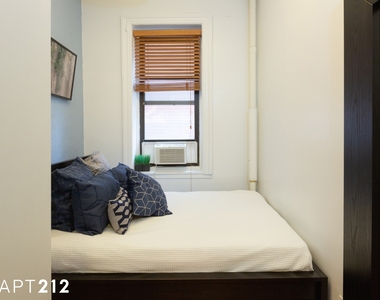 158 1st Avenue - Photo Thumbnail 6