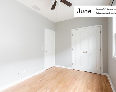 1536 North Claremont Avenue - Photo Thumbnail 1