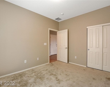 3321 Kingbird Drive - Photo Thumbnail 15