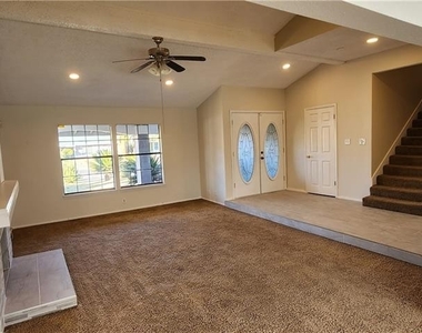 2707 Osborne Lane - Photo Thumbnail 10