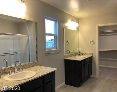 2646 Topaz Blue Street - Photo Thumbnail 12