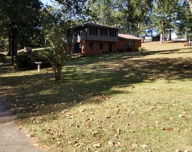 1064 Brookhaven Drive - Photo Thumbnail 1