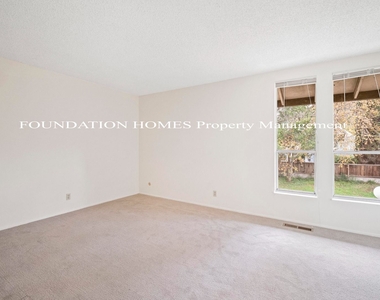 67 Roundtree Blvd - Photo Thumbnail 10