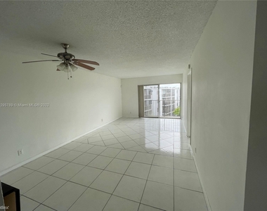 8740 N Sherman Cir Apt 502 - Photo Thumbnail 0