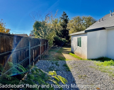 34875 Cedar Ave - Photo Thumbnail 15