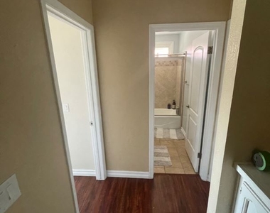 29740 Chaparral Way - Photo Thumbnail 4