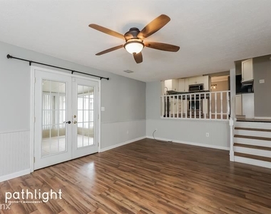 3906 Baymeadow Drive Unit - Photo Thumbnail 6