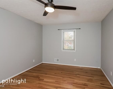 3906 Baymeadow Drive Unit - Photo Thumbnail 10