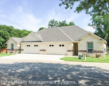 2945 Savannah Court - Photo Thumbnail 0