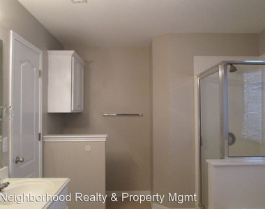 21218 Grand National Ave - Photo Thumbnail 19