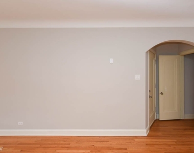 2319 N. Rockwell, Unit 3a - Photo Thumbnail 12