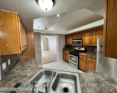 1713 Rocky Mountain Way - Photo Thumbnail 18