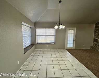 1713 Rocky Mountain Way - Photo Thumbnail 11