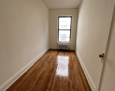 425 West 57th Street - Photo Thumbnail 6