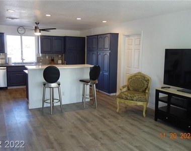 2320 Mohigan Way - Photo Thumbnail 43