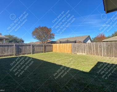 2129 Pearson Way - Photo Thumbnail 32