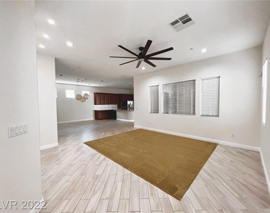 412 Cadence View Way - Photo Thumbnail 6