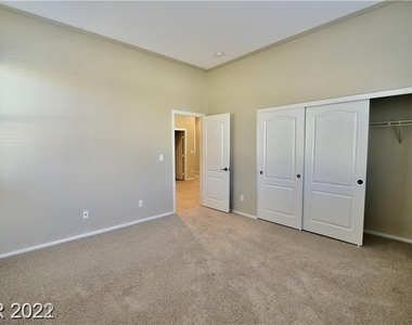 9425 Silent Oak Court - Photo Thumbnail 27