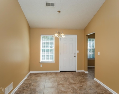 3157 Peartree Drive - Photo Thumbnail 4