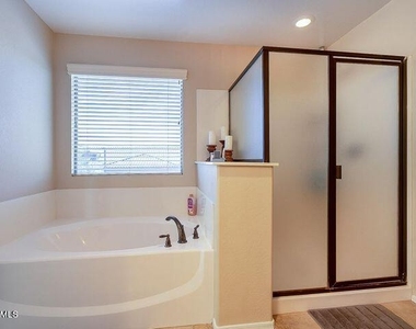 43 W Aster Drive - Photo Thumbnail 11