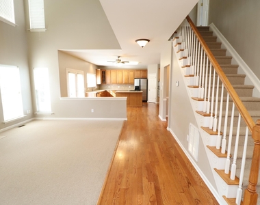 1006 Upchurch Farm Lane - Photo Thumbnail 12